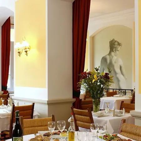 Hotel Colombet 3*